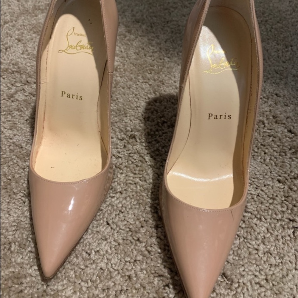Heels - Picture 4 of 4